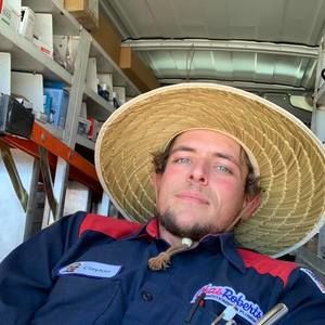 Meet your Posher, Clayton